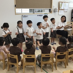 Preschoolクラスと年少クラス合同レッスン