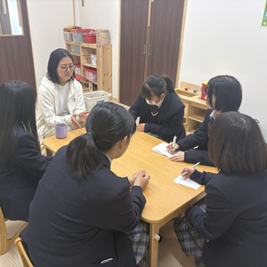 高校生　職業インタビュー